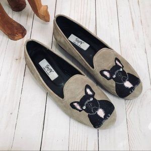 Susy Italian Leather Embroidered Dog Slip-On Loafers Women’s Size 7.5 Beige